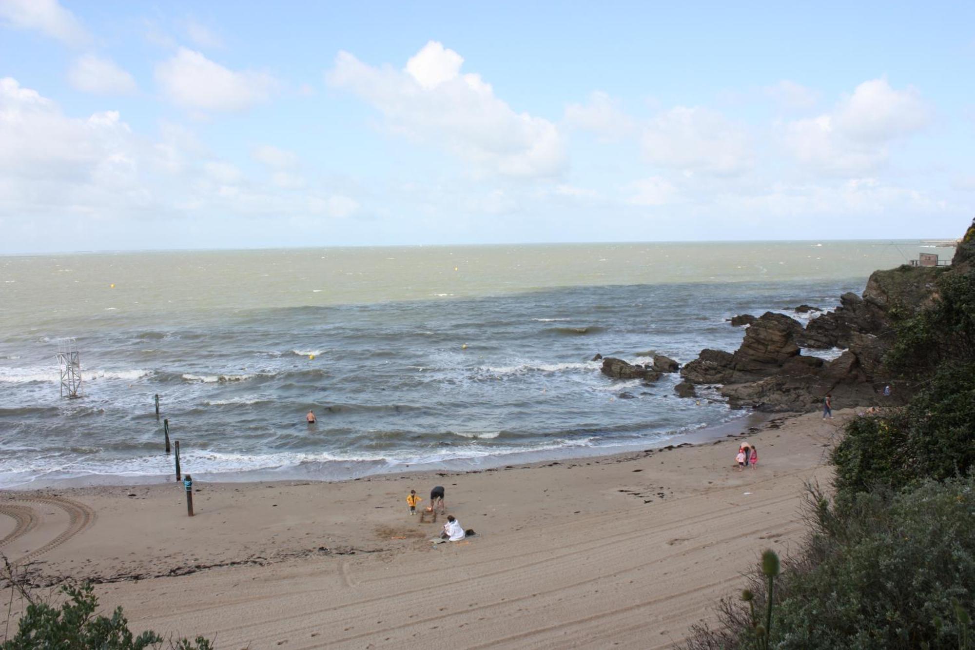 Appartement En Rdc Avec Terrasse Face A La Mer Pornic Exterior photo